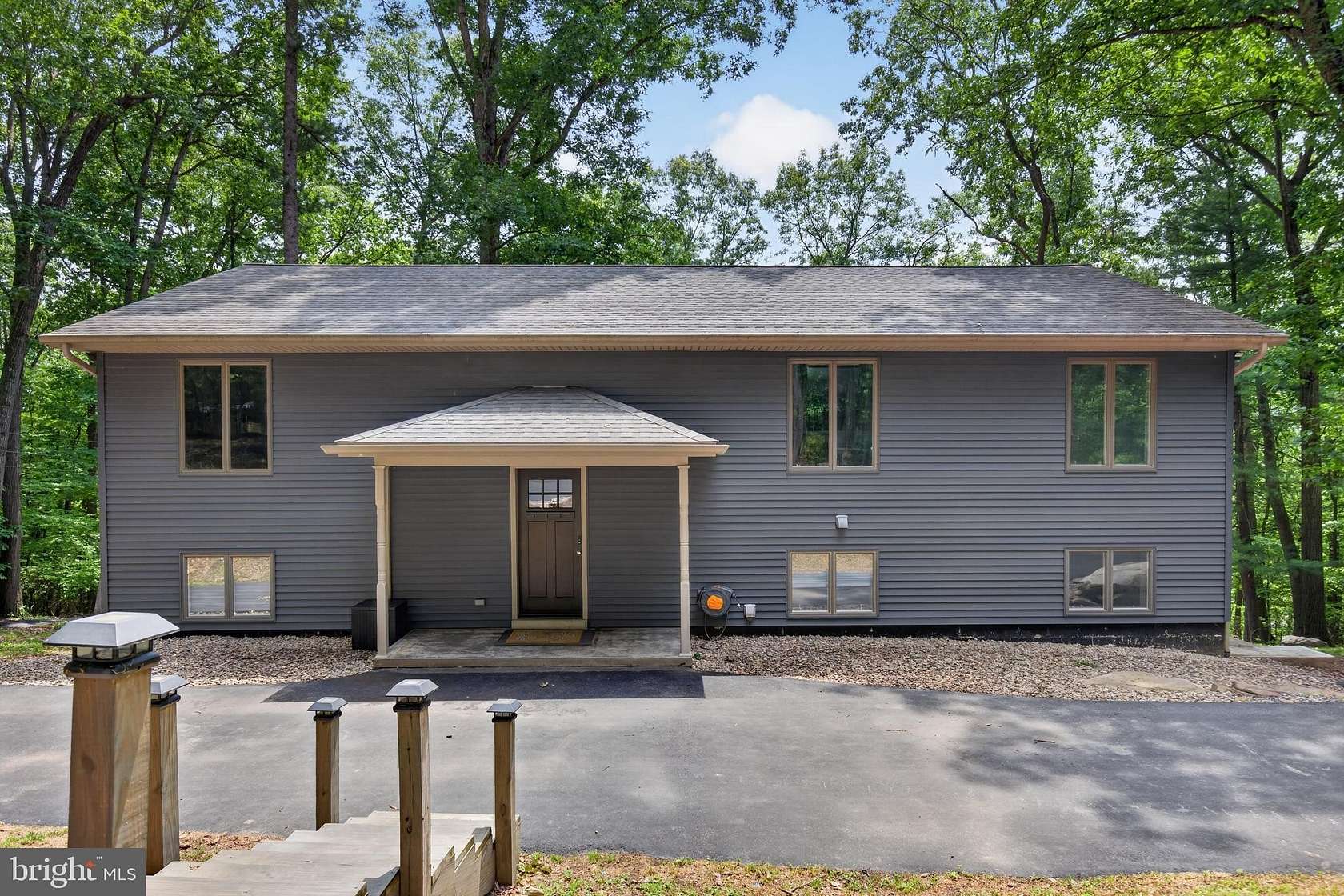 1.9 Acres of Land with Home for Sale in Harrisburg, Pennsylvania
