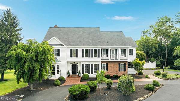 2.78 Acres of Land with Home for Sale in Round Hill, Virginia
