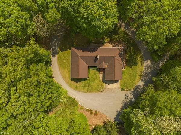 5.6 Acres of Land with Home for Sale in Ashland, Virginia