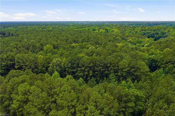5 Acres of Land for Sale in Smithfield, Virginia