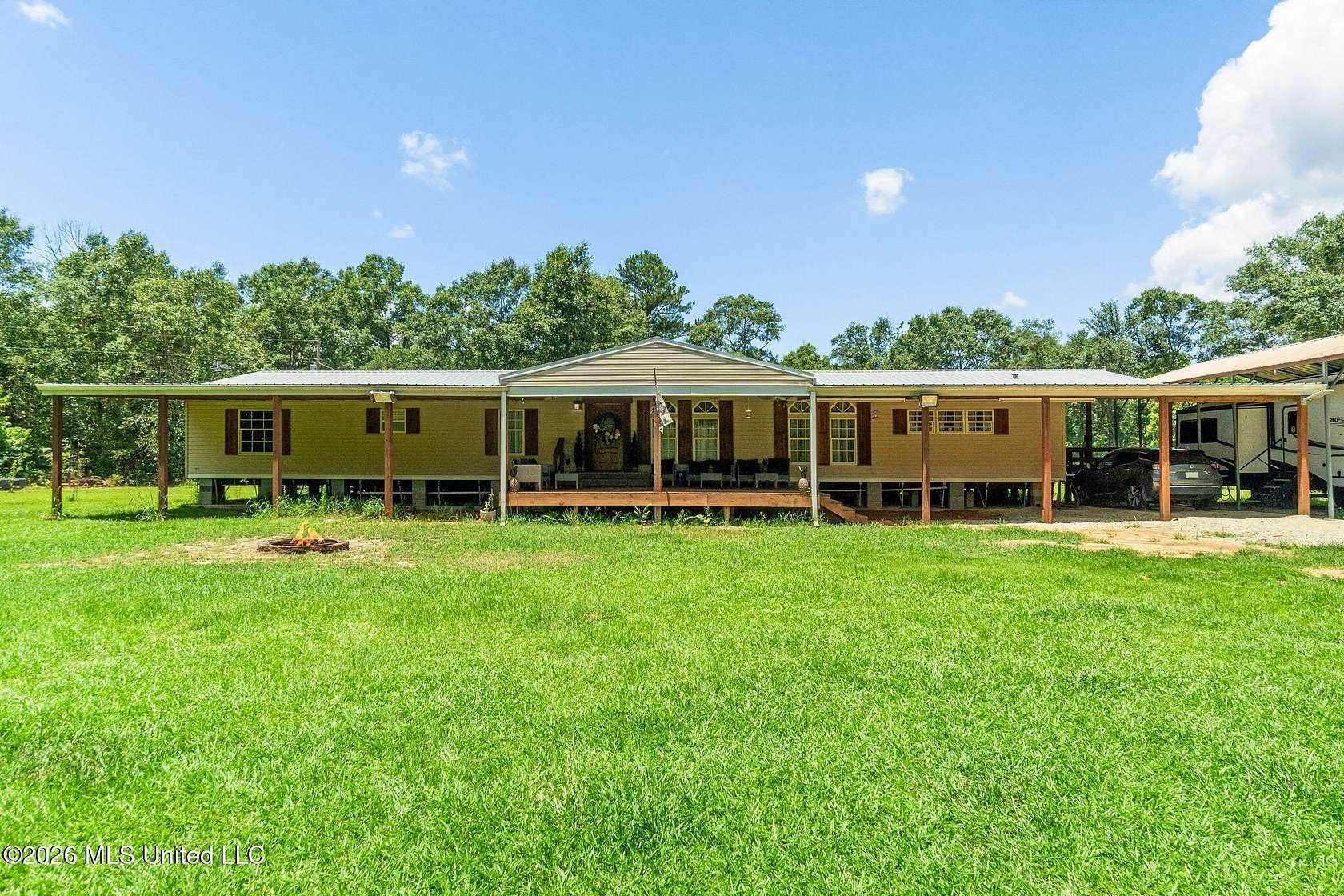 19.5 Acres of Land with Home for Sale in Picayune, Mississippi