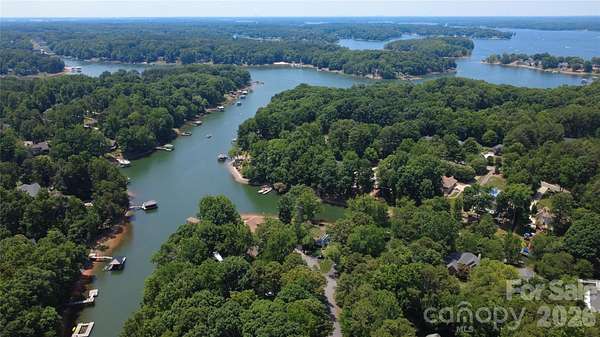 1.5 Acres of Land for Sale in Mooresville, North Carolina