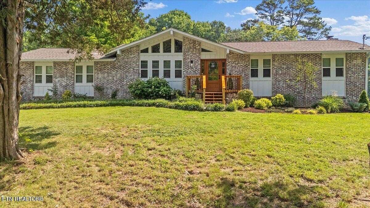 3 Acres of Land with Home for Sale in Powell, Tennessee