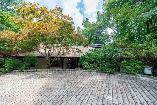 2.4 Acres of Land with Home for Lease in Sandy Springs, Georgia