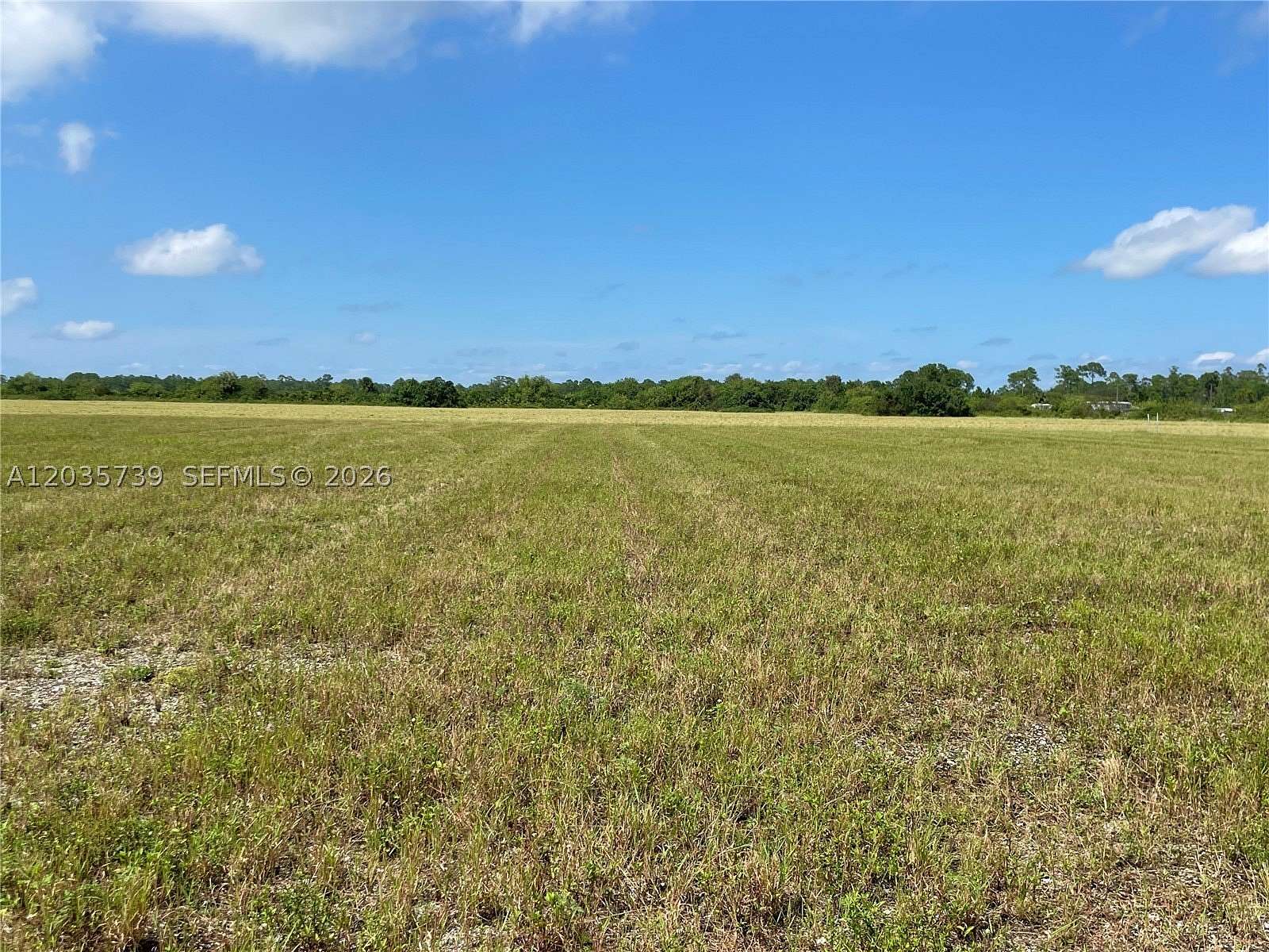 10 Acres of Recreational Land for Sale in Clewiston, Florida