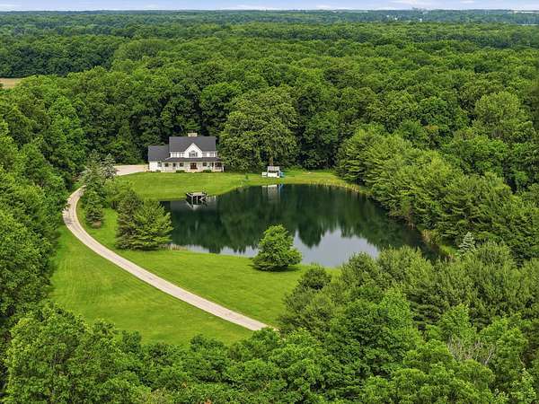 10 Acres of Land with Home for Sale in Johnstown, Ohio