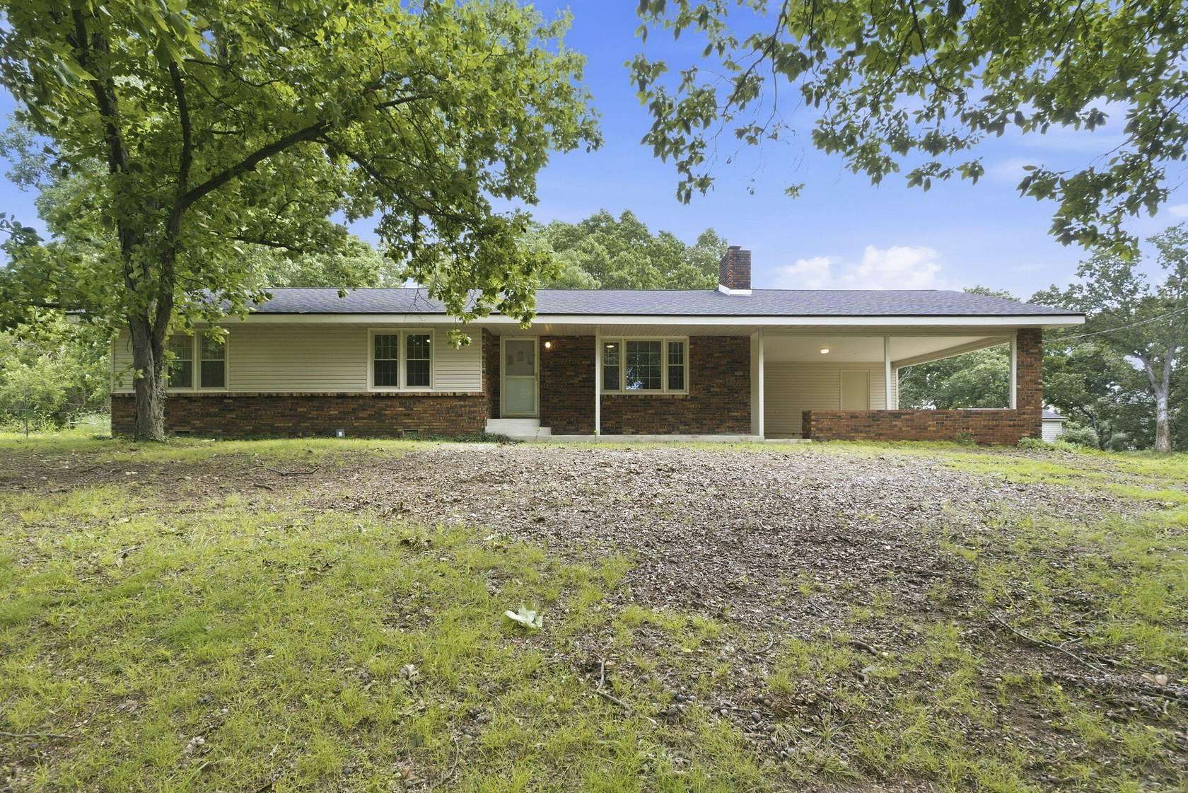 17 Acres of Land with Home for Sale in Stockton, Missouri