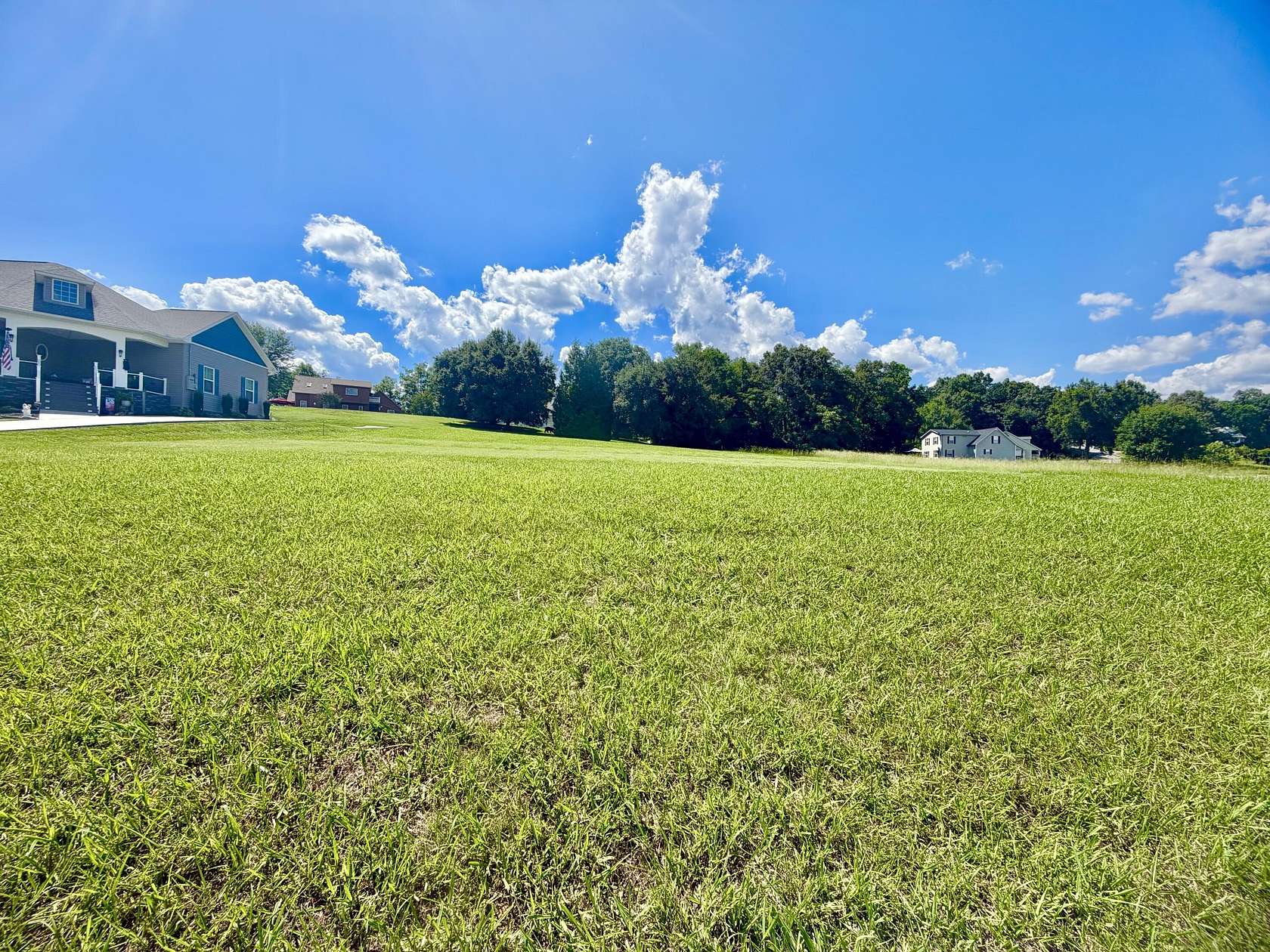 0.45 Acres of Residential Land for Sale in Baneberry, Tennessee