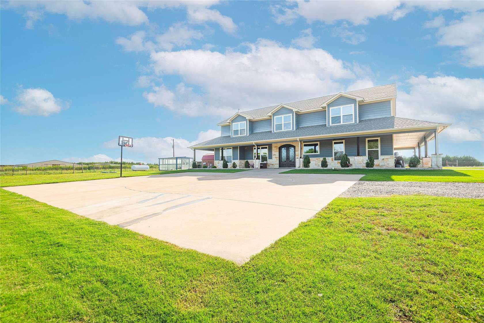 20 Acres of Land with Home for Sale in Leonard, Texas