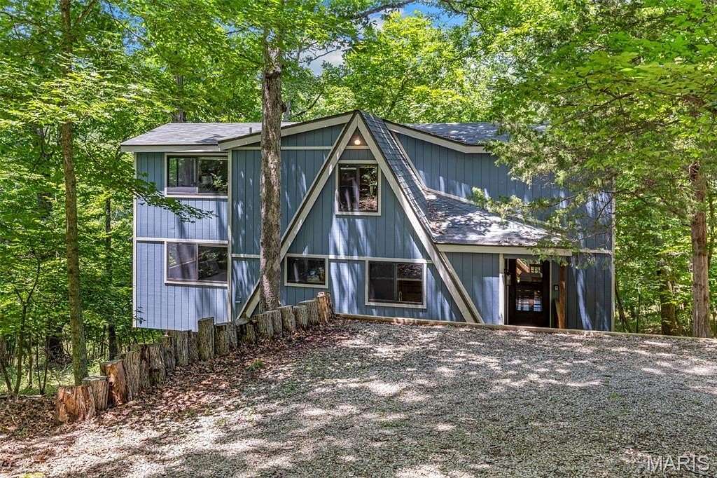 2 Acres of Land with Home for Sale in Innsbrook, Missouri