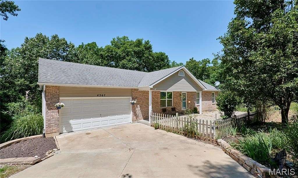 2 Acres of Land with Home for Sale in House Springs, Missouri
