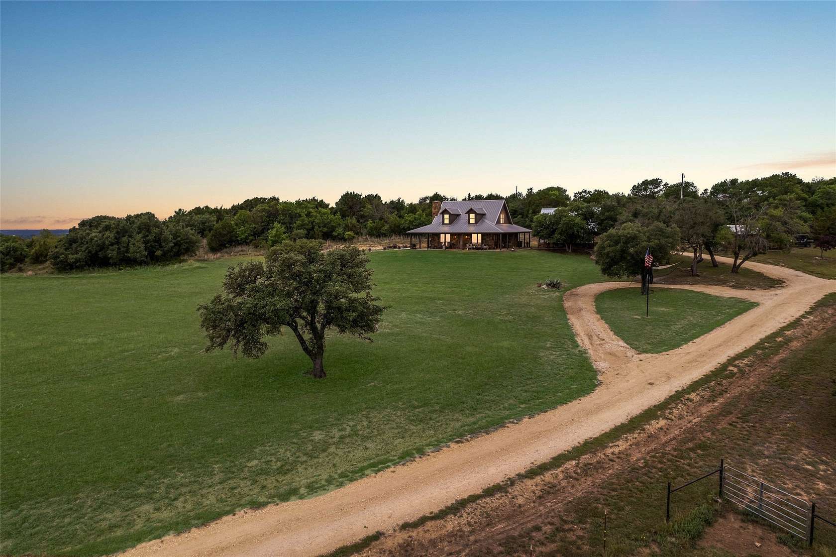 319 Acres of Land with Home for Sale in Stephenville, Texas
