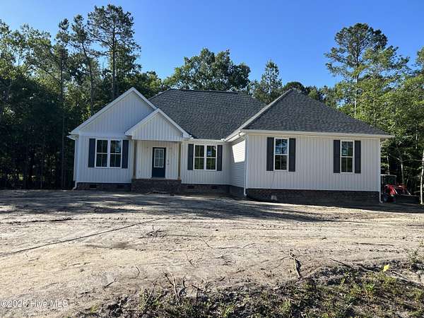 1.5 Acres of Land with Home for Sale in Pollocksville, North Carolina