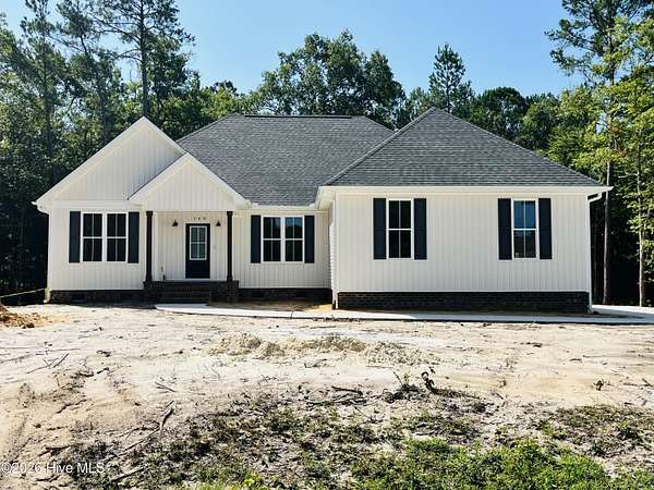 1.5 Acres of Land with Home for Sale in Pollocksville, North Carolina