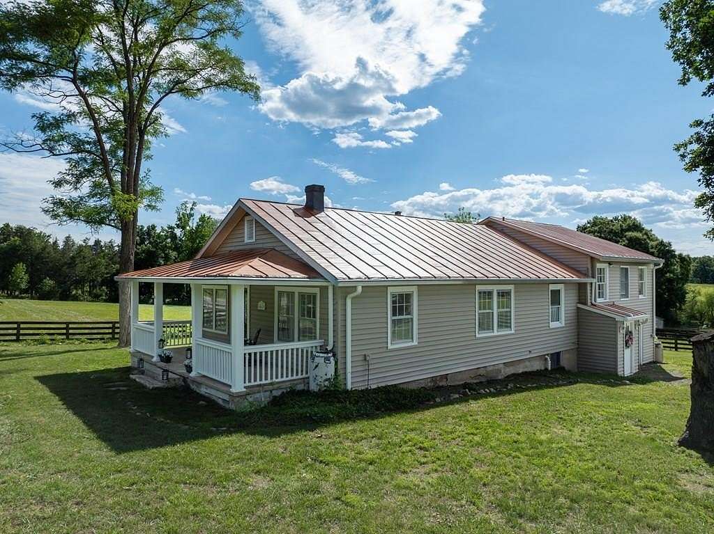 5.13 Acres of Land with Home for Sale in Pamplin City, Virginia