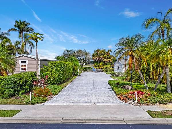 0.11 Acres of Residential Land for Sale in Naples, Florida
