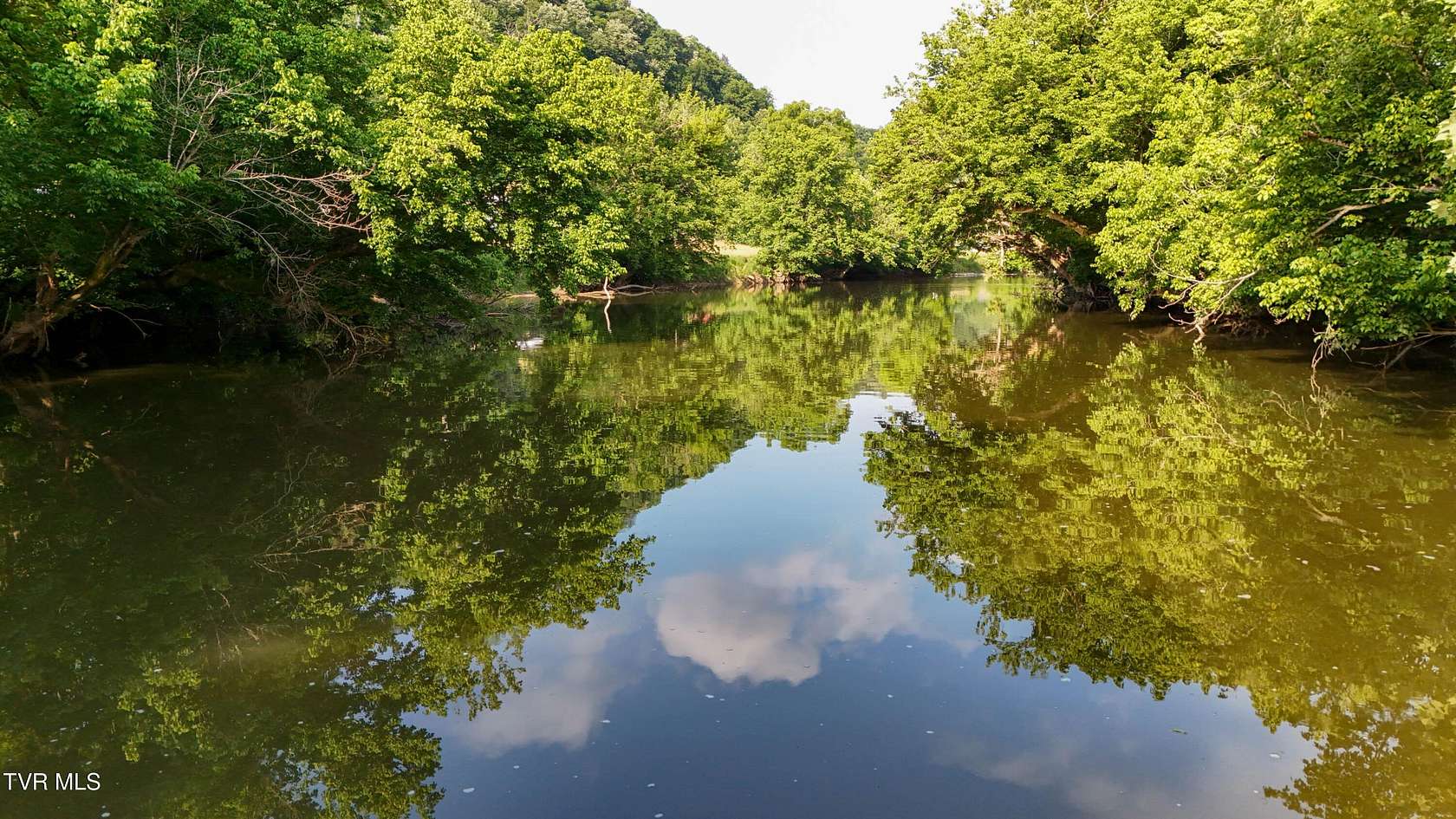 9 Acres of Land for Sale in Abingdon, Virginia