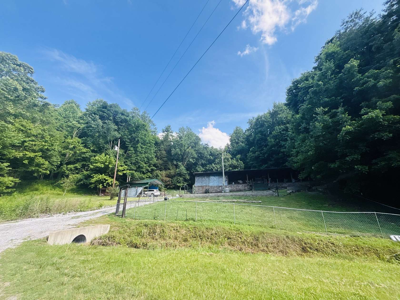 50 Acres of Land with Home for Sale in Lafayette, Tennessee
