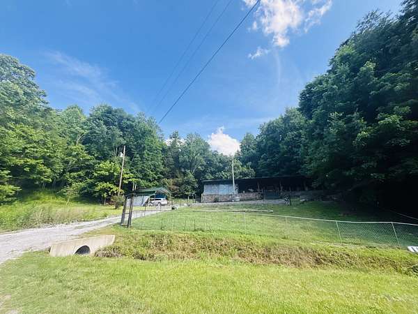 50 Acres of Land with Home for Sale in Lafayette, Tennessee