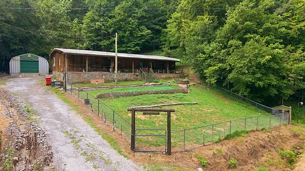 50 Acres of Land with Home for Sale in Lafayette, Tennessee