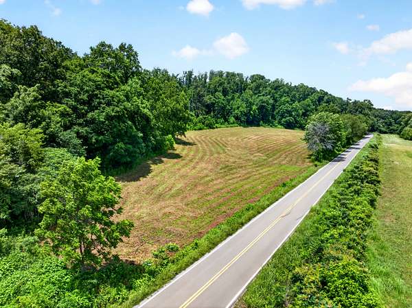 30 Acres of Land for Sale in Erin, Tennessee