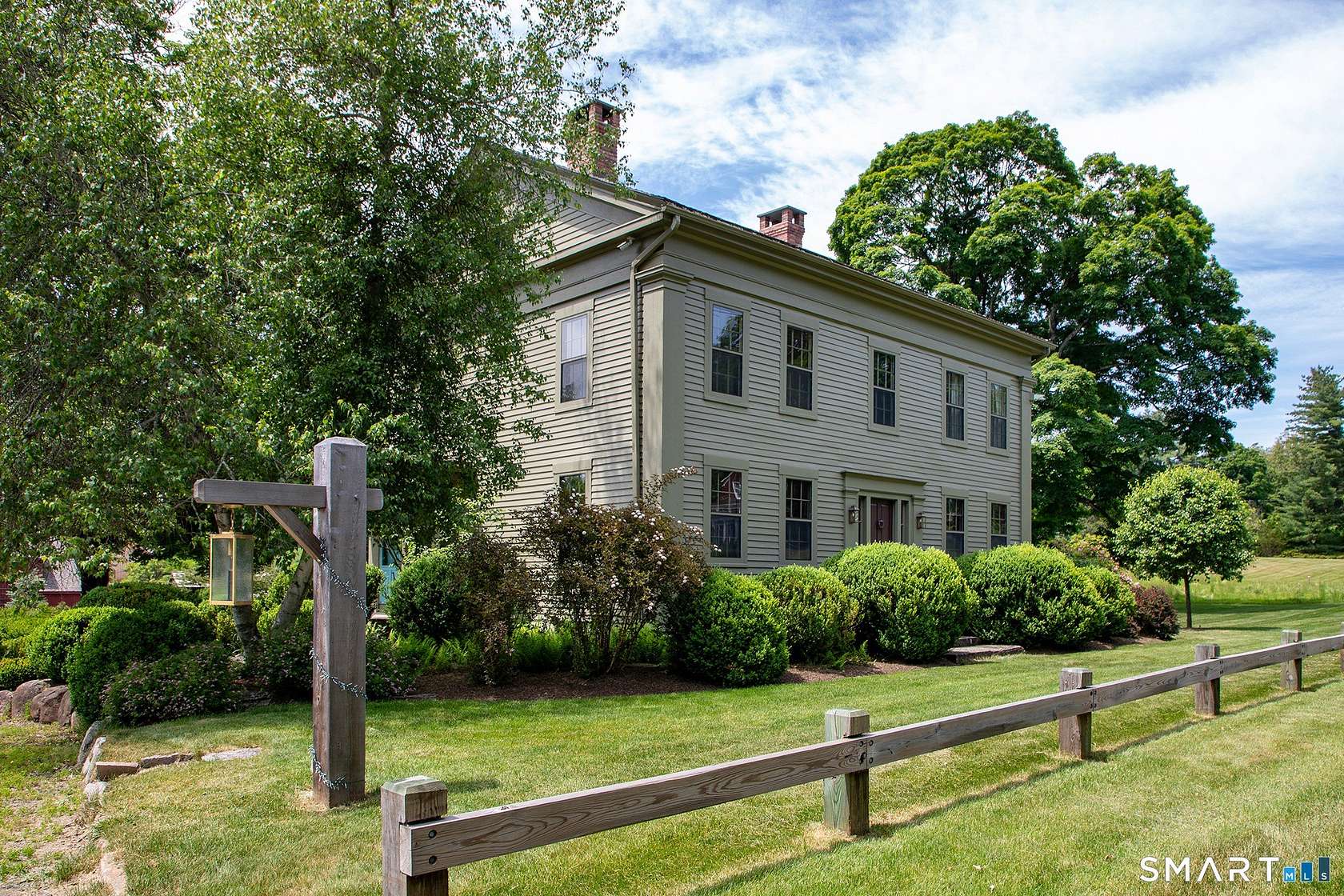 18.2 Acres of Land with Home for Sale in Woodbury, Connecticut
