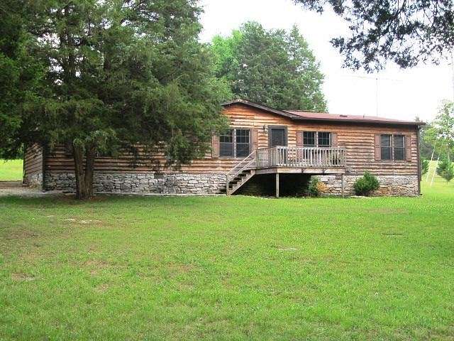 2.2 Acres of Land with Home for Sale in Columbia, Tennessee