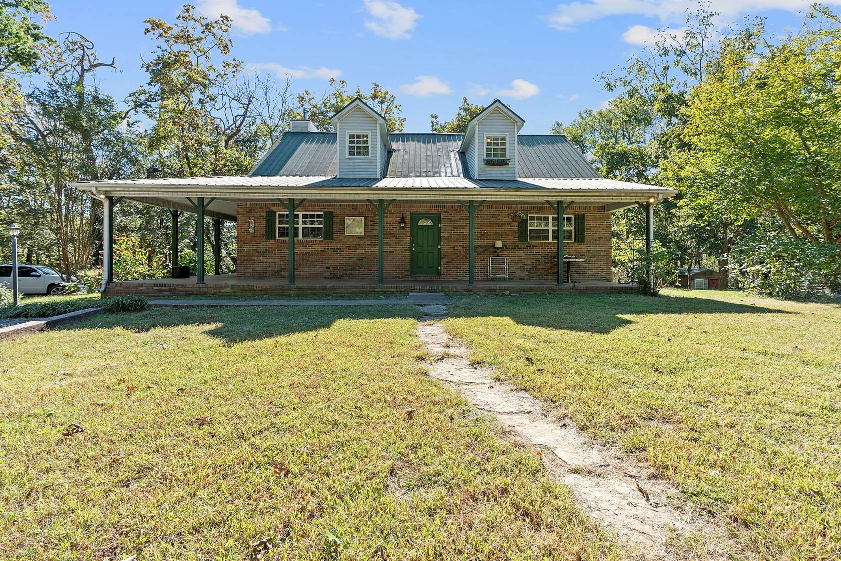 7.83 Acres of Land with Home for Sale in Fayetteville, Tennessee