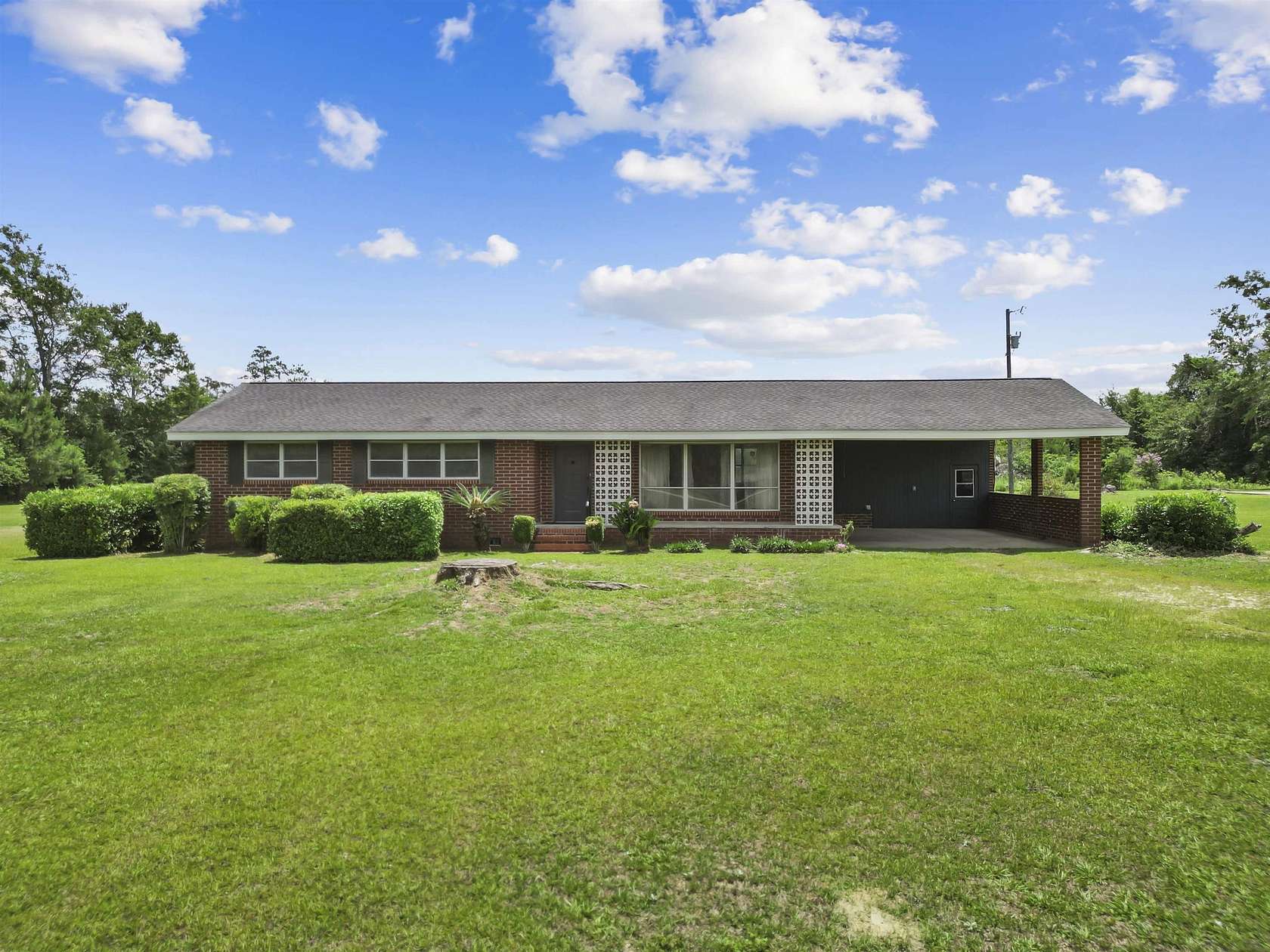 10 Acres of Land with Home for Sale in Blountstown, Florida