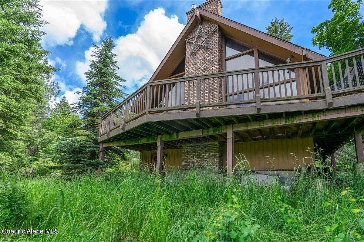 2.2 Acres of Land with Home for Sale in Oldtown, Idaho