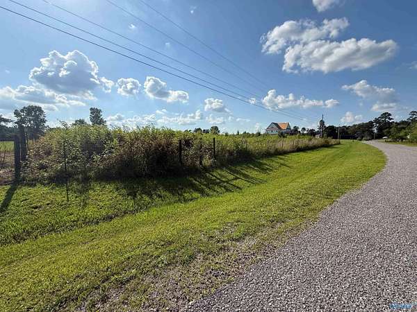 1 Acre of Residential Land for Sale in Holly Pond, Alabama