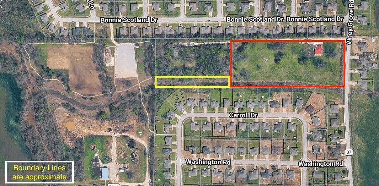 6 Acres of Residential Land for Sale in Prairie Grove, Arkansas
