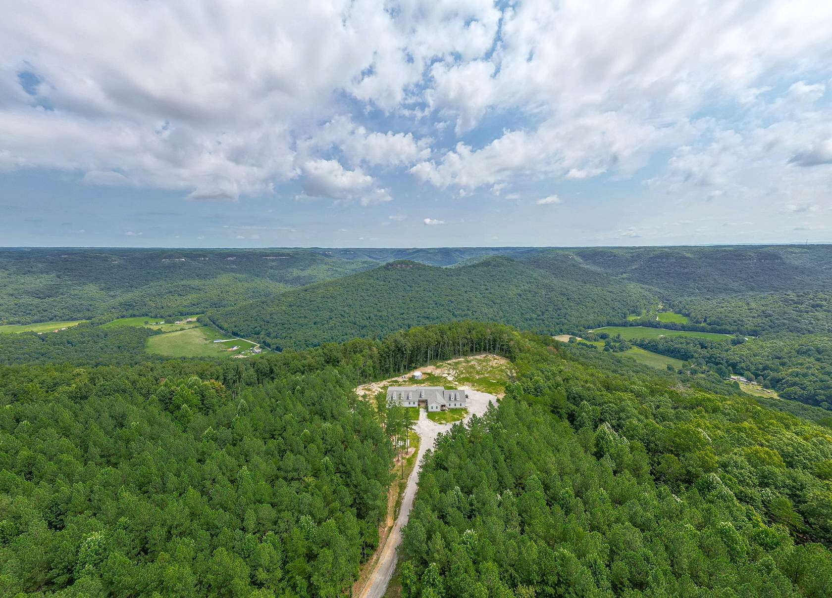 539 Acres of Recreational Land for Sale in Jamestown, Tennessee