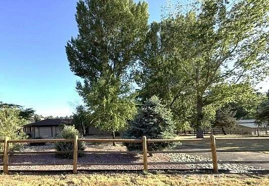 2.17 Acres of Land with Home for Sale in Tehachapi, California