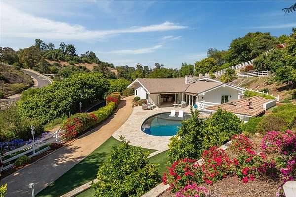2.77 Acres of Land with Home for Sale in Rolling Hills, California