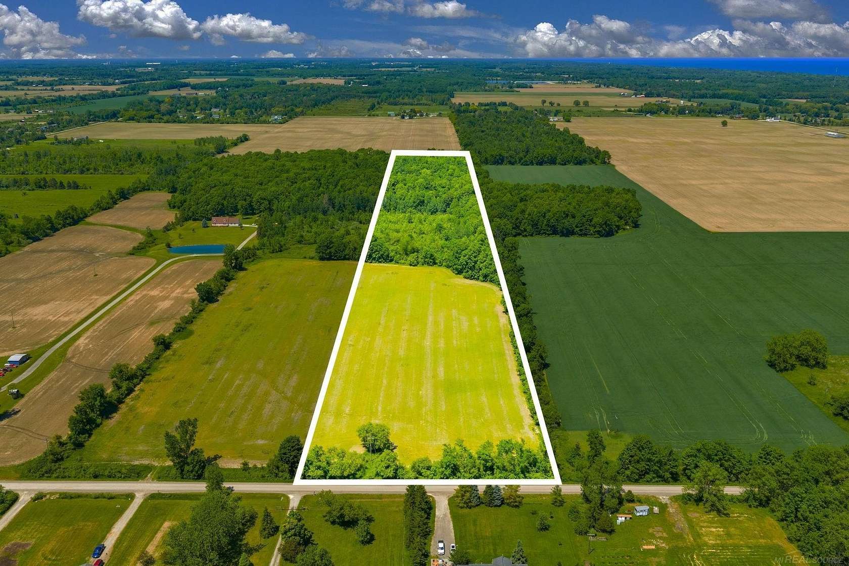 20 Acres of Agricultural & Residential Land for Sale in Croswell, Michigan
