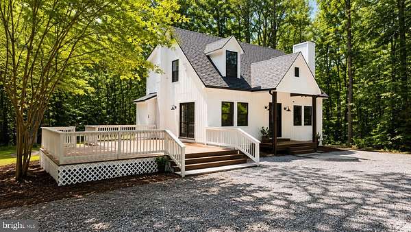 2.87 Acres of Land with Home for Sale in Mineral, Virginia
