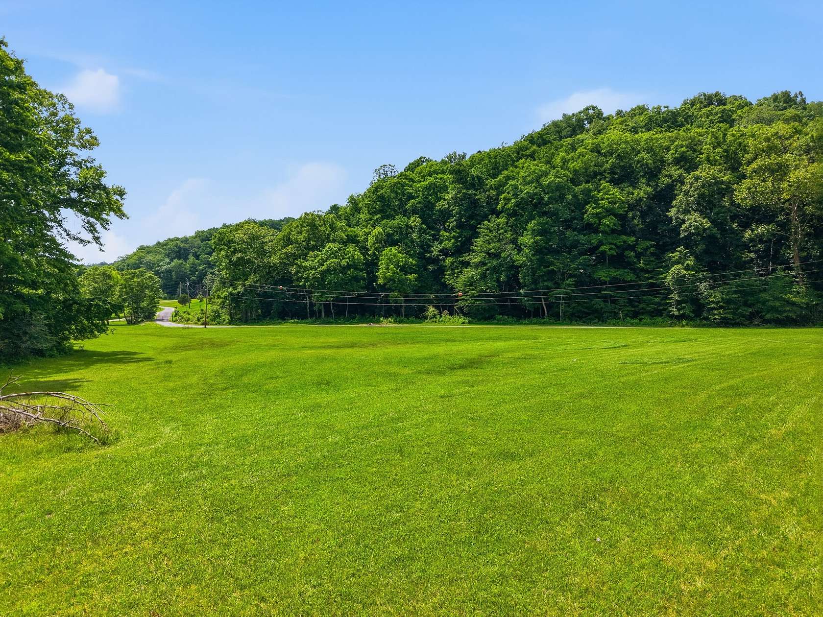 83.4 Acres of Recreational Land with Home for Sale in Byrdstown, Tennessee