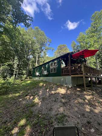 26 Acres of Recreational Land with Home for Sale in Edgemont, Arkansas