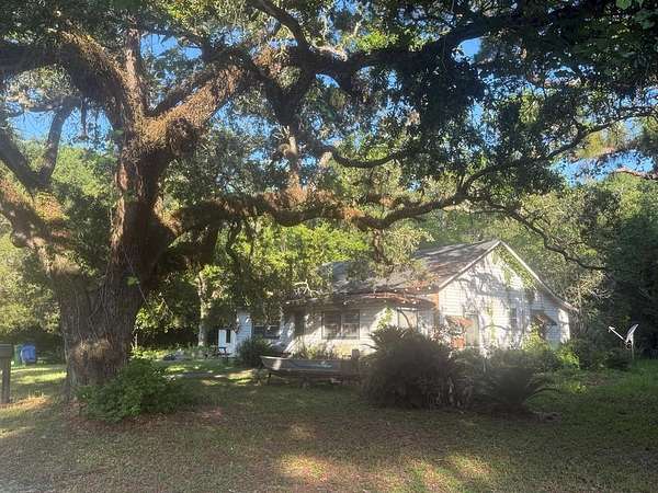 1.5 Acres of Land with Home for Sale in Apalachicola, Florida