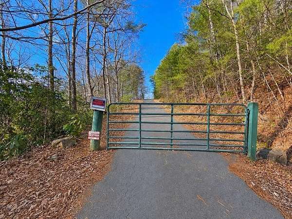 1.5 Acres of Residential Land for Sale in Canton, North Carolina
