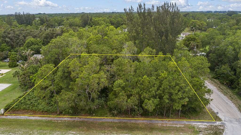 1.37 Acres of Residential Land for Sale in The Acreage, Florida