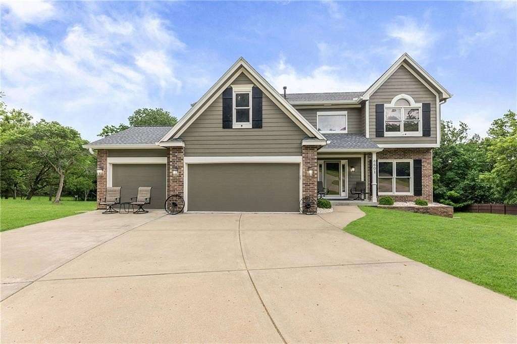 4.88 Acres of Land with Home for Sale in Kansas City, Missouri