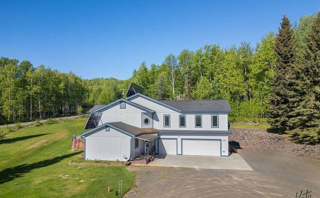 1.5 Acres of Land with Home for Sale in Fairbanks, Alaska