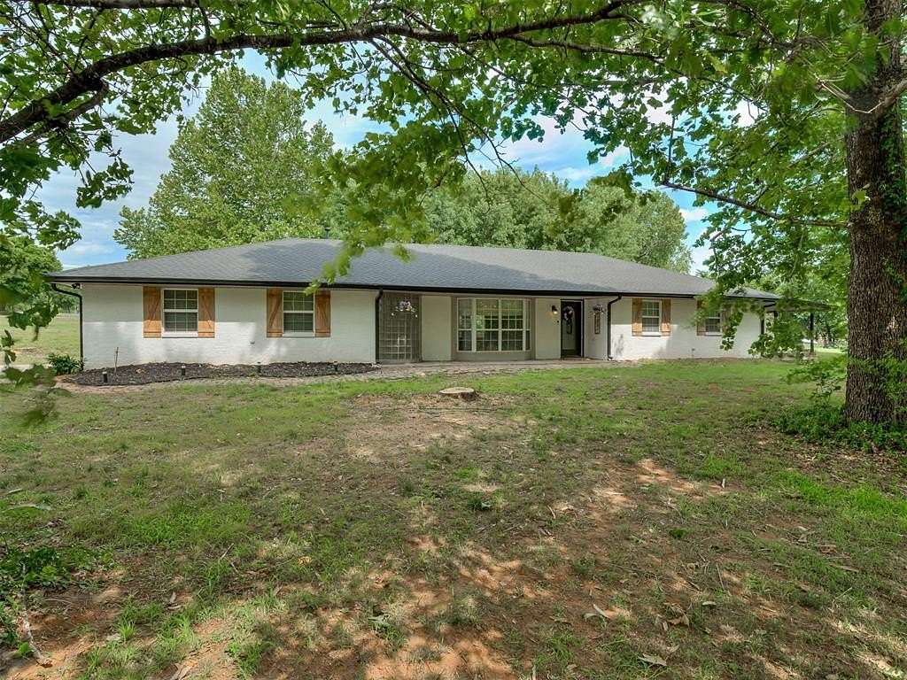 2.55 Acres of Land with Home for Sale in Blanchard, Oklahoma