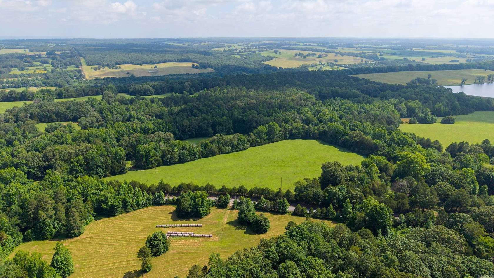 35.2 Acres of Recreational Land for Sale in Mount Vernon, Arkansas