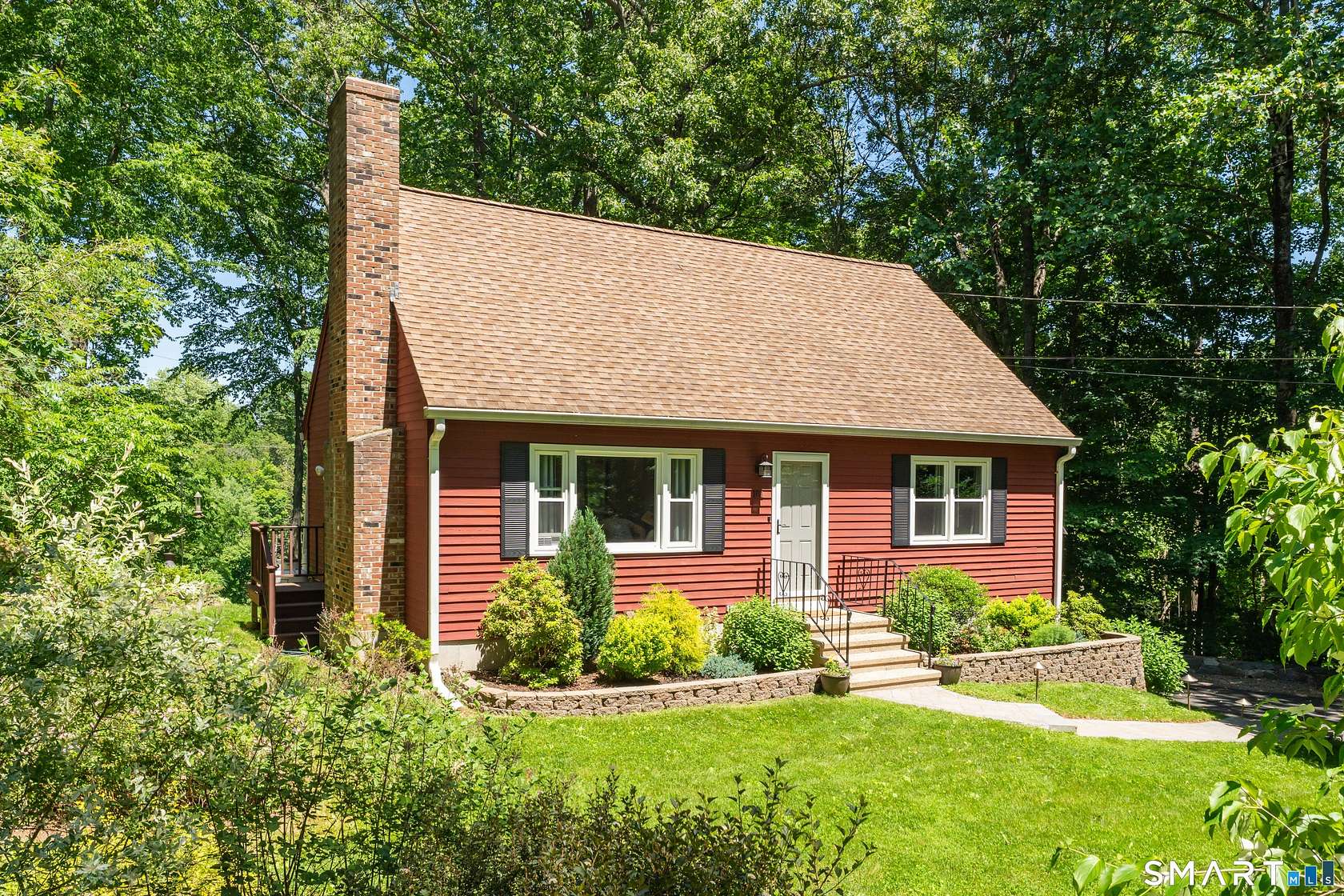 2.38 Acres of Land with Home for Sale in Guilford, Connecticut