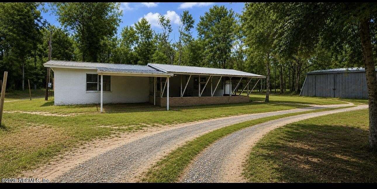 8.8 Acres of Land with Home for Sale in Jacksonville, Florida