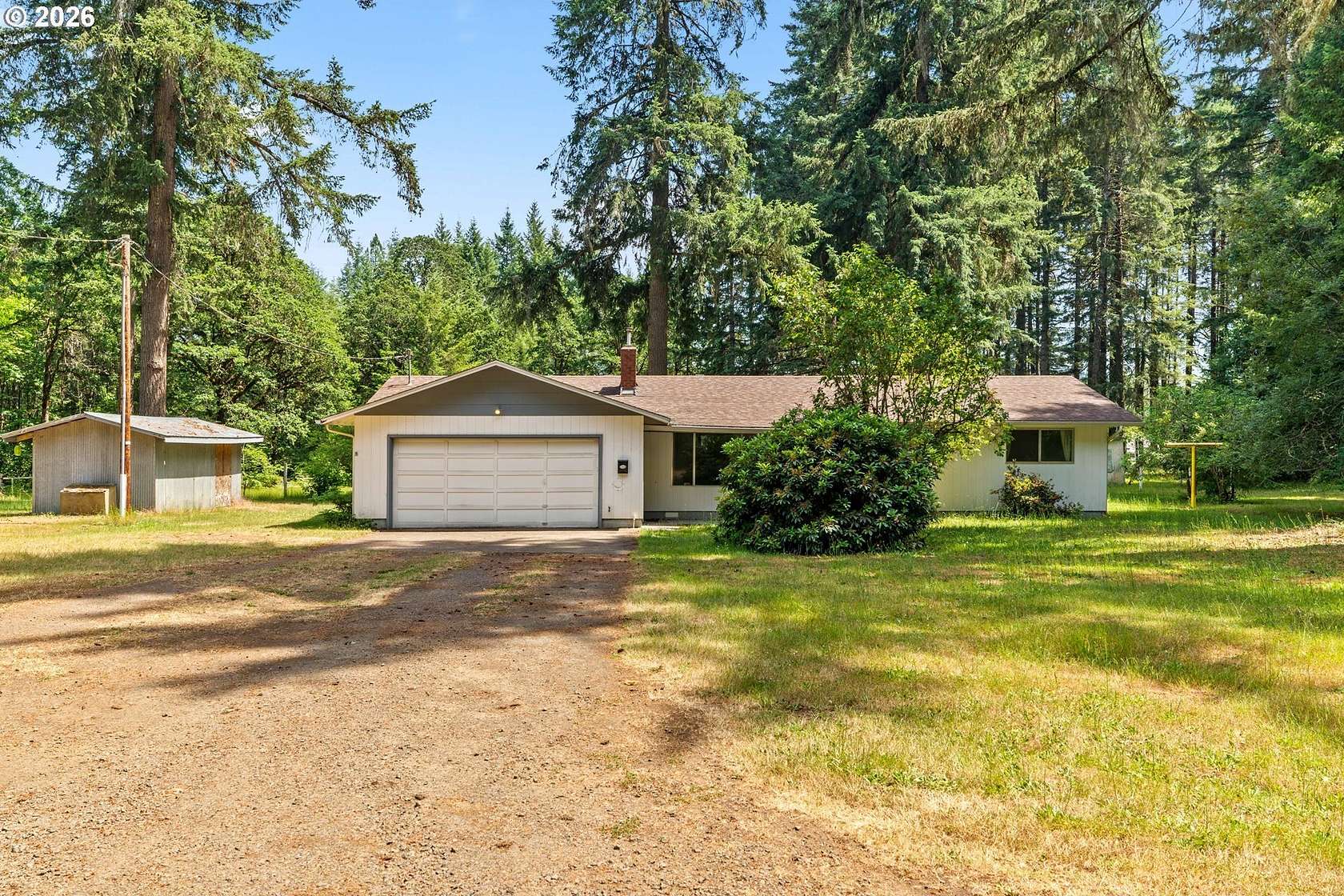 5 Acres of Land with Home for Sale in Veneta, Oregon