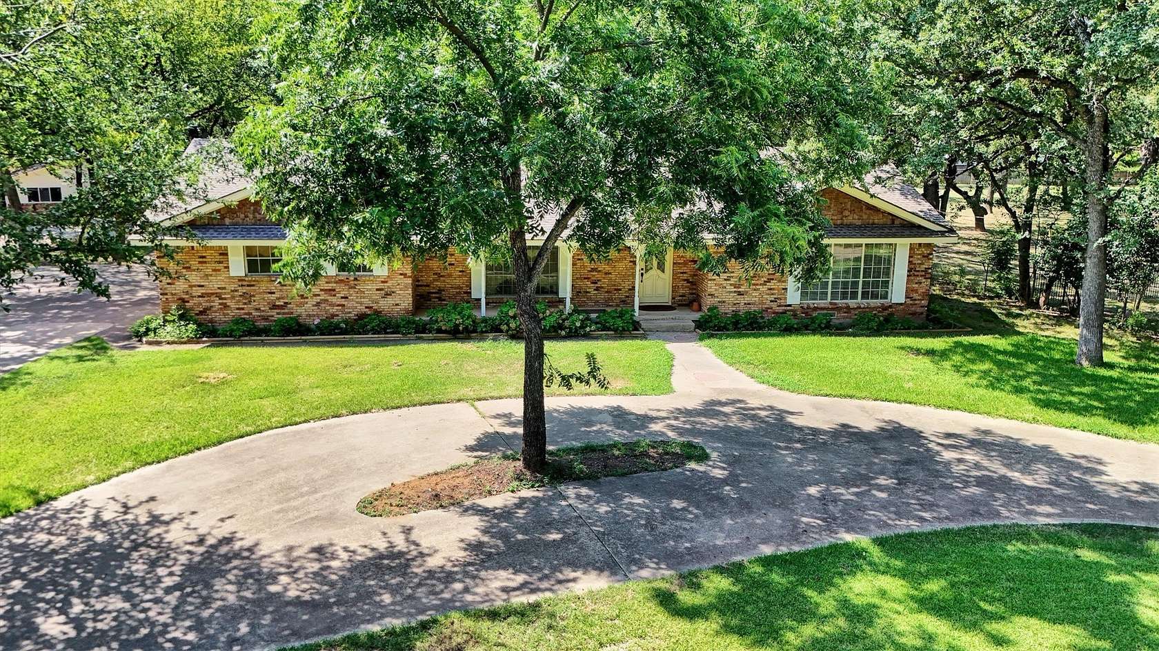 2.88 Acres of Land with Home for Sale in Irving, Texas